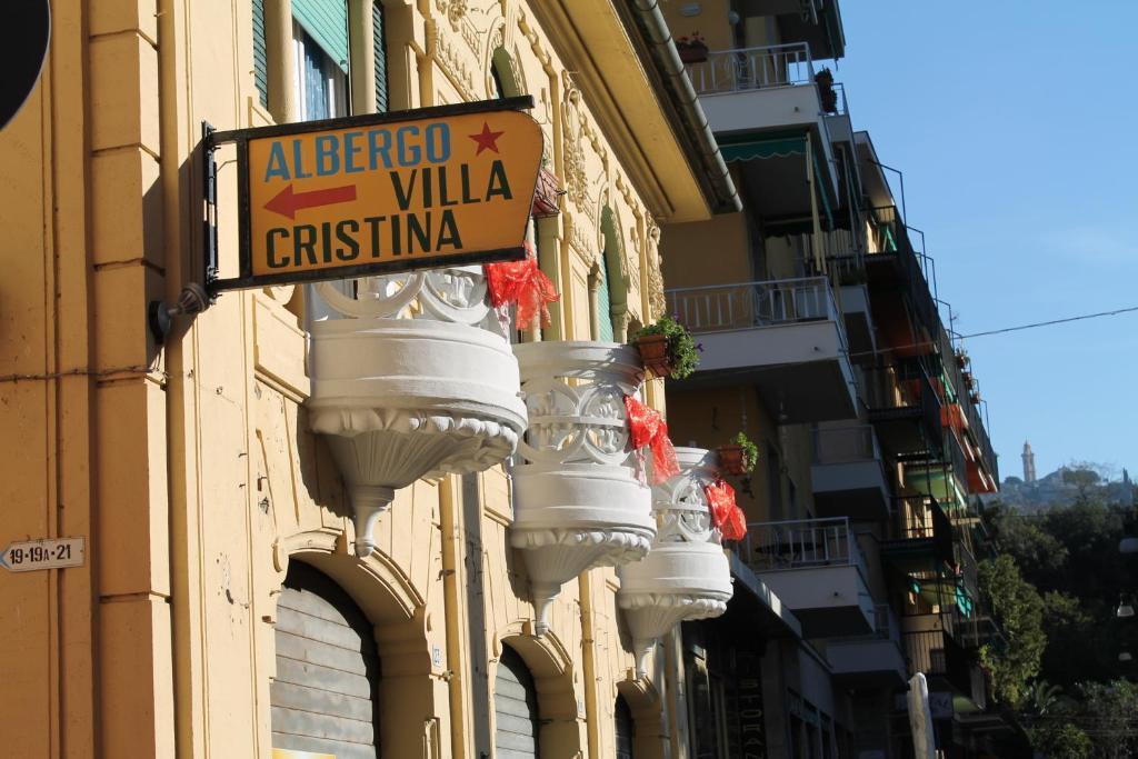 Cristina Hotel